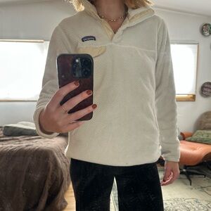 Patagonia Cream Fleece Pullover